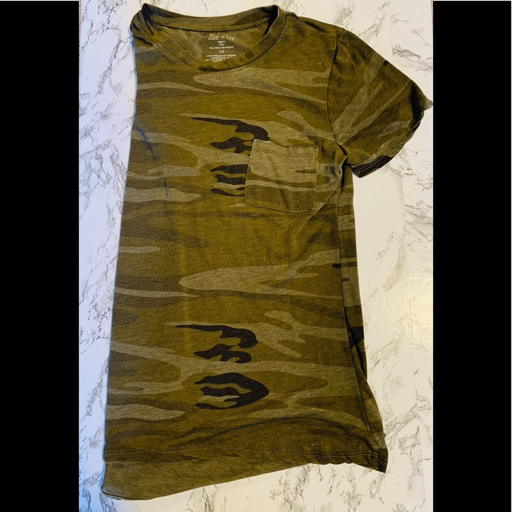 Zoe & Liv brand shirt